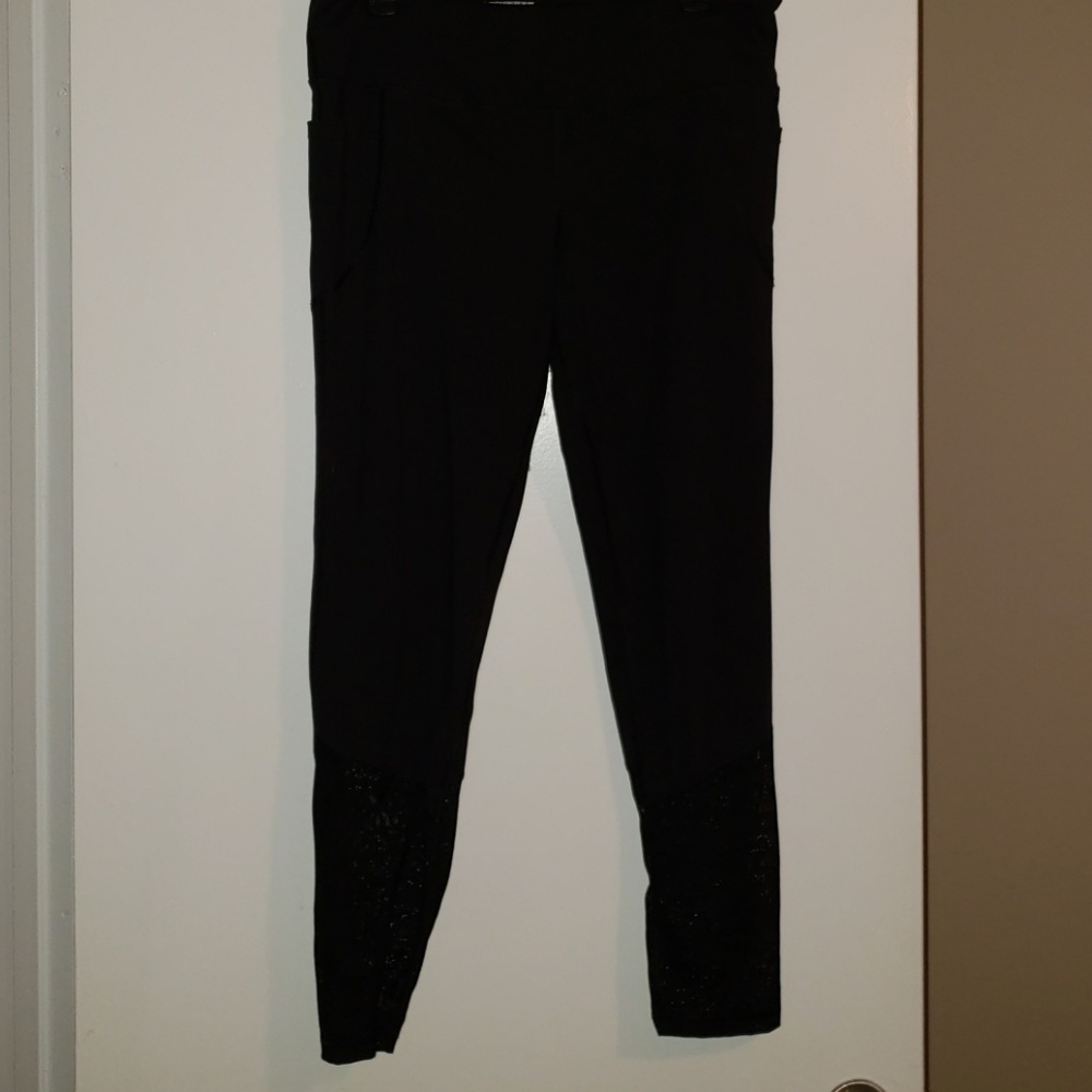 **SOLD**Victoria sport leggings black xl**SOLD**